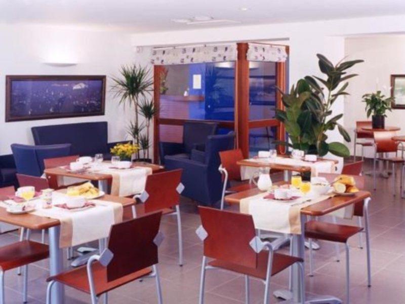 Appartement Adagio Access Nantes Le Sextant Restaurant photo